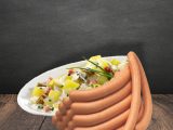 Salat Special – Bauernkartoffelsalat mit Mayo & Speck + Wiener Würstchen